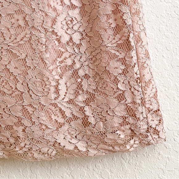 Fossil•Retro Lace Shift Dress - Picture 4 of 10